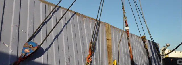 Lifting a container